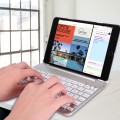 Podświetlana Klawiatura do iPad Mini 2019 srebrna