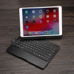Obrotowe Etui Podświetlana Klawiatura do iPad 7/8 10.2 czarne