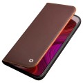 QIALINO Biznesowe Skórzane Etui do iPhone 13 Mini brązowe