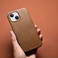 iCarer Skórzane Etui Plecki Obudowa Magsafe do iPhone 13 brązowe jasne
