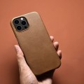 iCarer Skórzane Etui Plecki Obudowa Magsafe do iPhone 13 Pro brązowe jasne