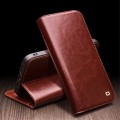 QIALINO Eleganckie Skórzane Etui do iPhone 15 brązowe