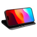 QIALINO Eleganckie Skórzane Etui do iPhone 15 czarne
