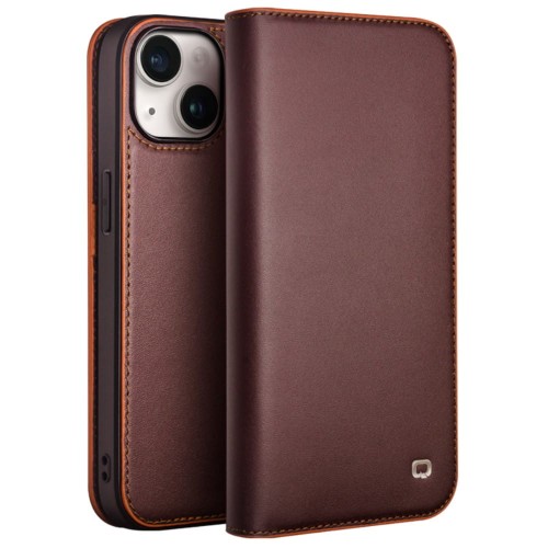 QIALINO Eleganckie Matowe Skórzane Etui do iPhone 15 Plus brązowe