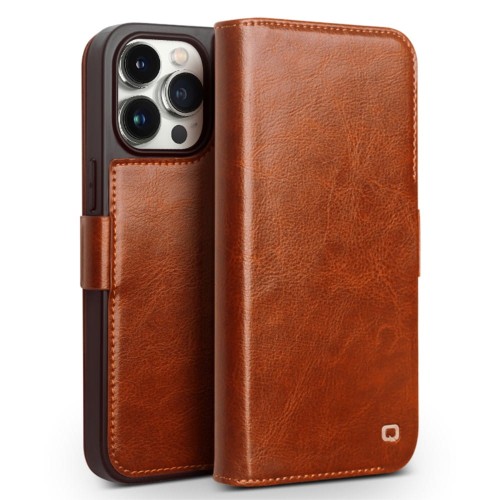 QIALINO Eleganckie Skórzane Etui Pokrowiec do iPhone 15 Pro brązowe jasne