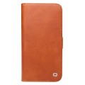 QIALINO Eleganckie Skórzane Etui do iPhone 14 Plus brązowe jasne
