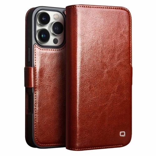 QIALINO Eleganckie Skórzane Etui Pokrowiec do iPhone 16 Pro brązowe