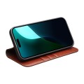 QIALINO Eleganckie Skórzane Etui do iPhone 16 Plus brązowe