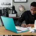 Pancerne Etui Obudowa Case do Apple MacBook Pro 14 M1 M2 M3 zielone