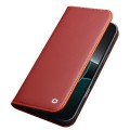 QIALINO Eleganckie Matowe Skórzane Etui do iPhone 17 Pro Max czerwone