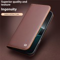 QIALINO Eleganckie Matowe Skórzane Etui do iPhone 17 Pro czarne