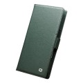 QIALINO Magnetyczne Eleganckie Skórzane Etui do iPhone 17 Pro zielone