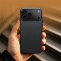 QIALINO Skórzane Etui Plecki MagSafe do iPhone 18 Pro Max czarne